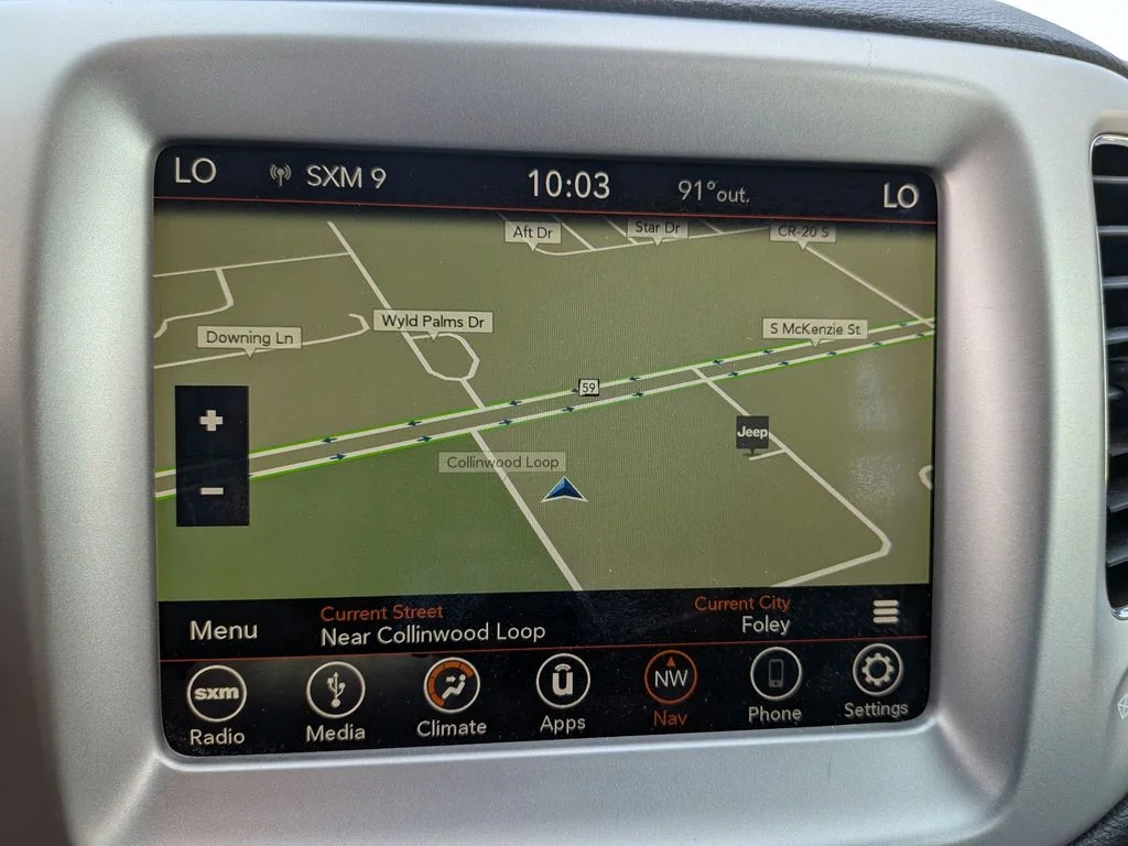 Used 2019 Blue Jeep Latitude image 25