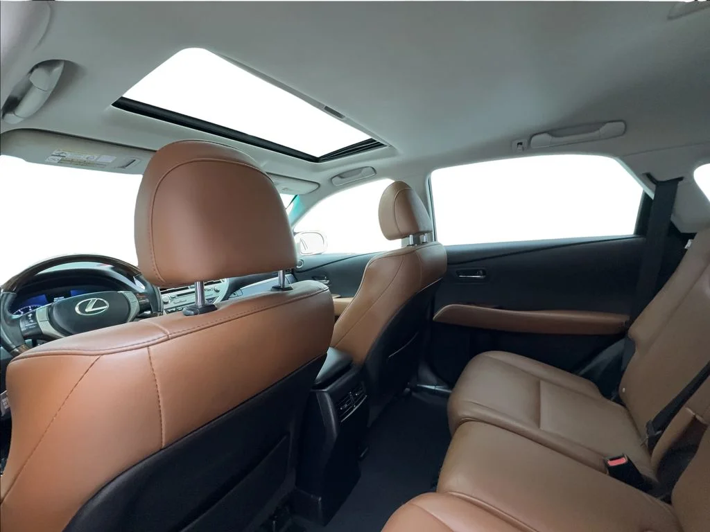Used 2015 Beige Lexus 350 image 25