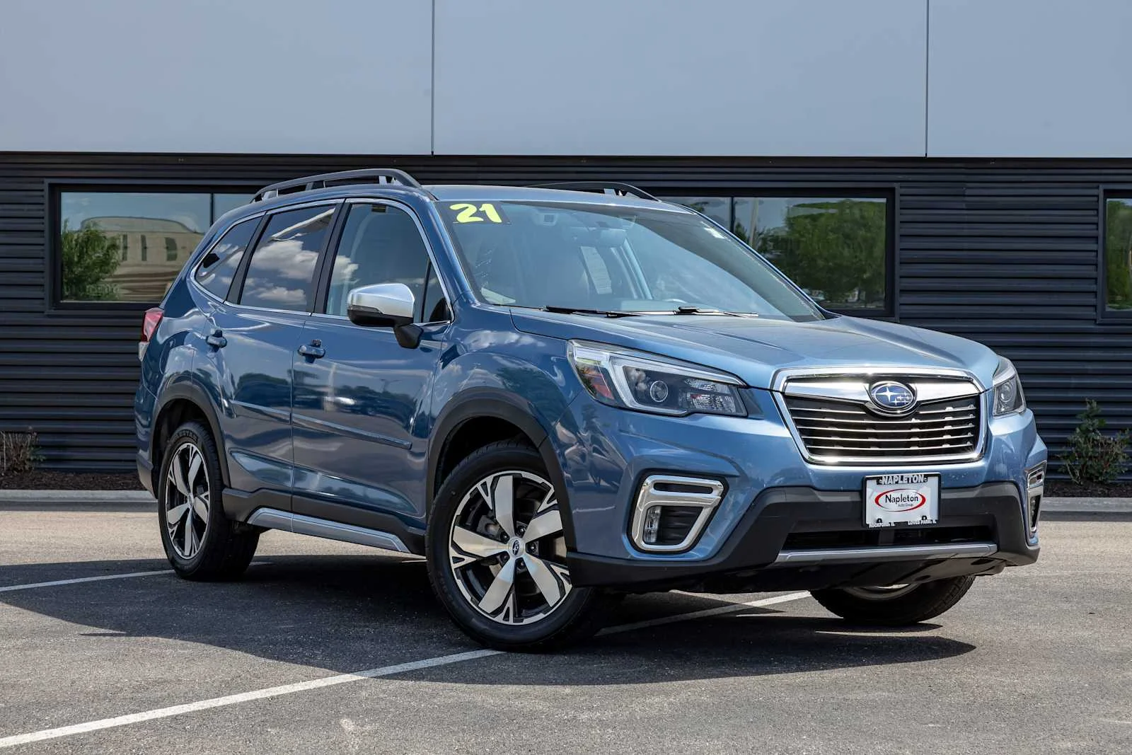 2021 Subaru Forester Touring's photo
