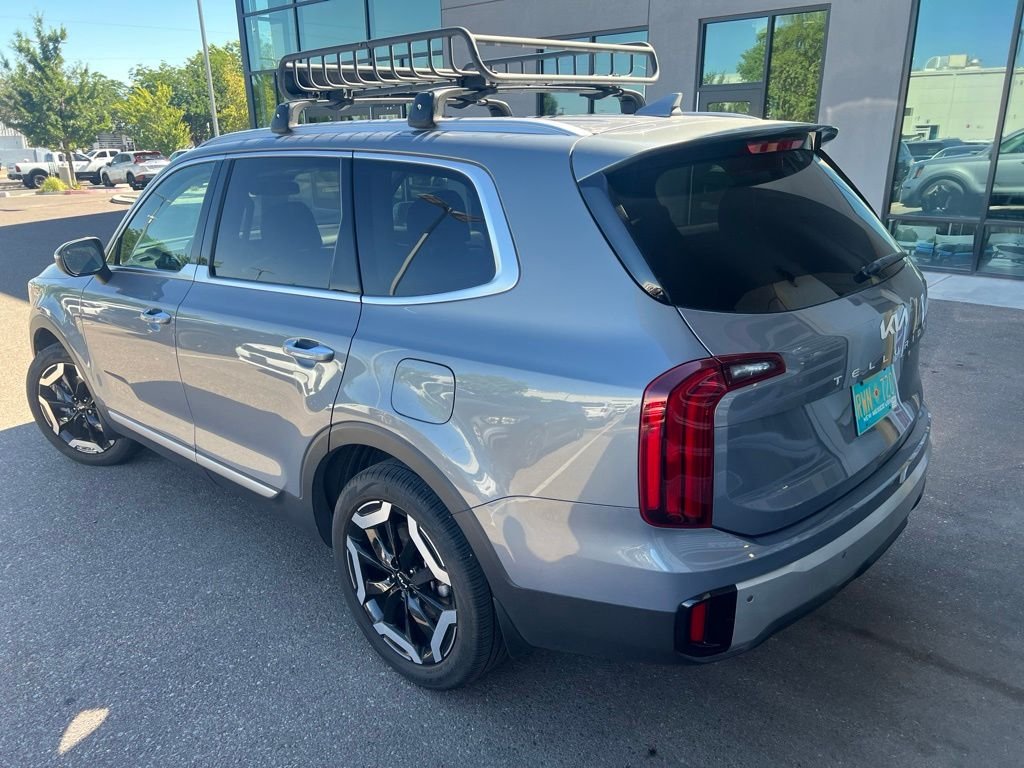Used 2024 Silver Kia S image 12