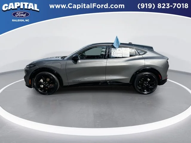 Used 2023 Gray Ford Premium image 5