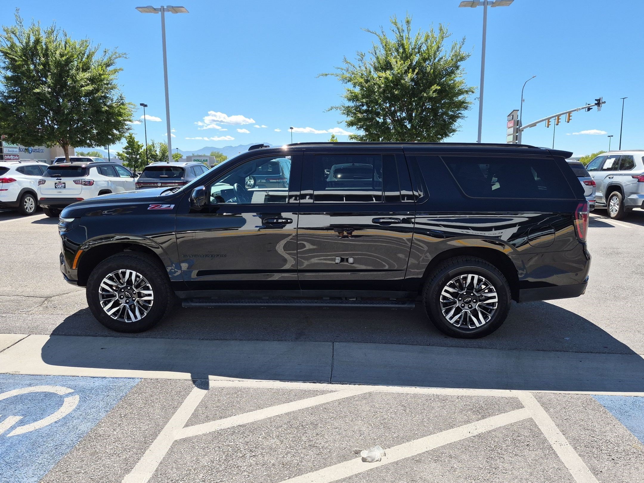Used 2025 Black Chevrolet Z71 image 7