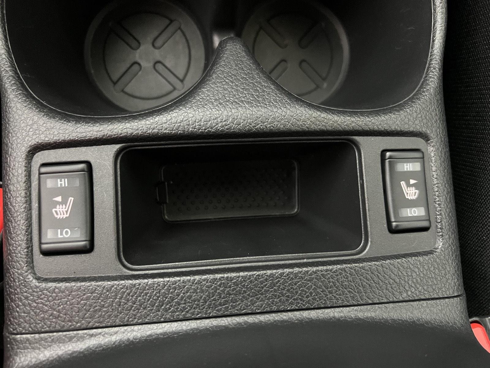 Used 2020 Midnight Pine Metallic Nissan SV image 23
