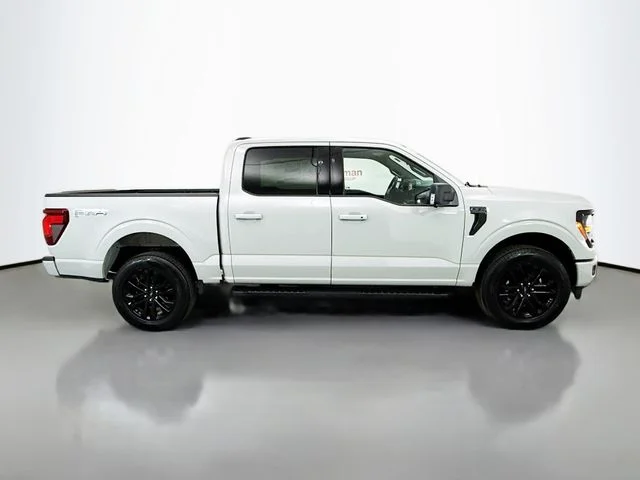 New 2026 Avalanche Ford XLT image 8