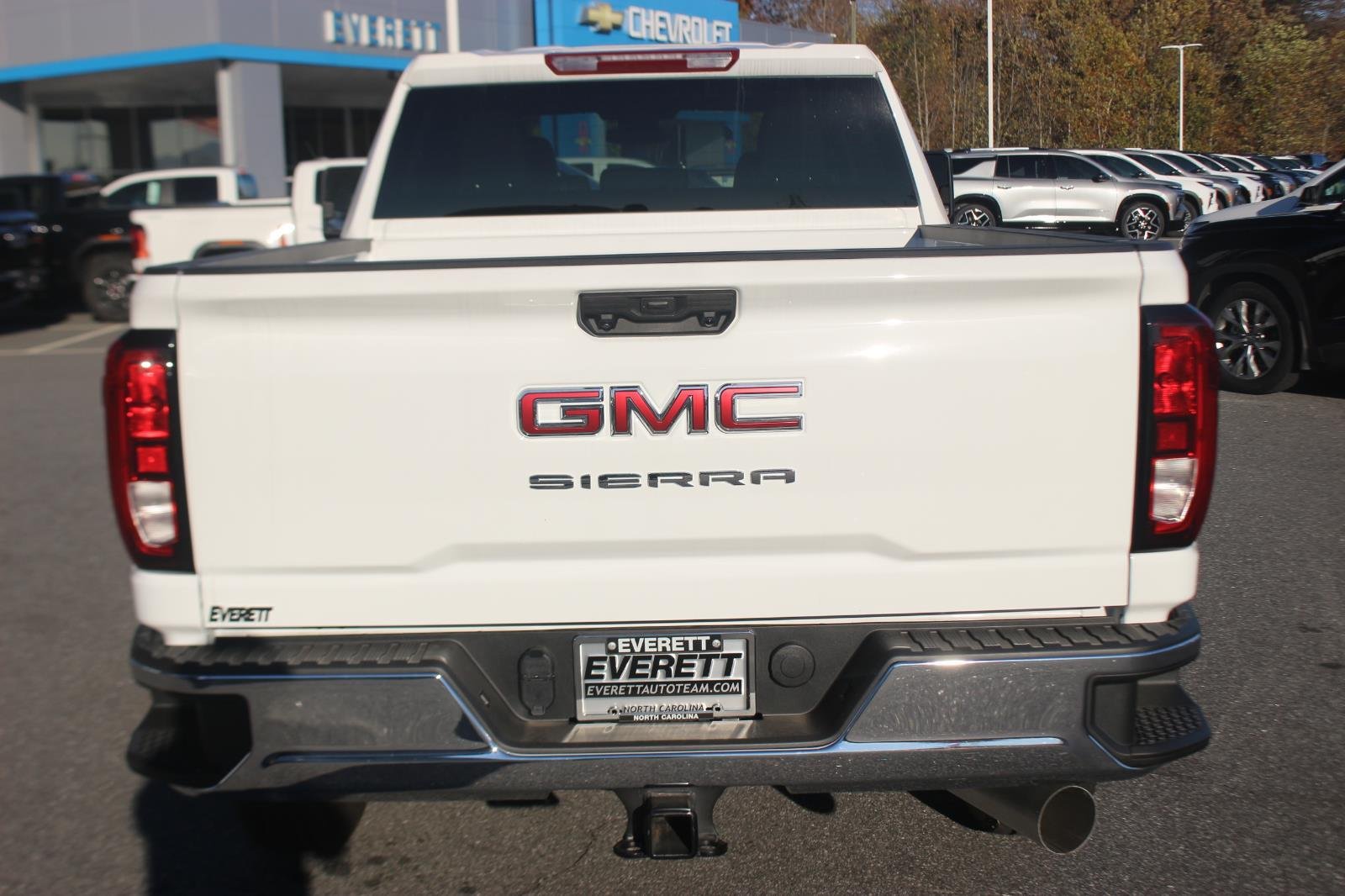 2025 GMC Sierra 2500HD Pro - Photo 6