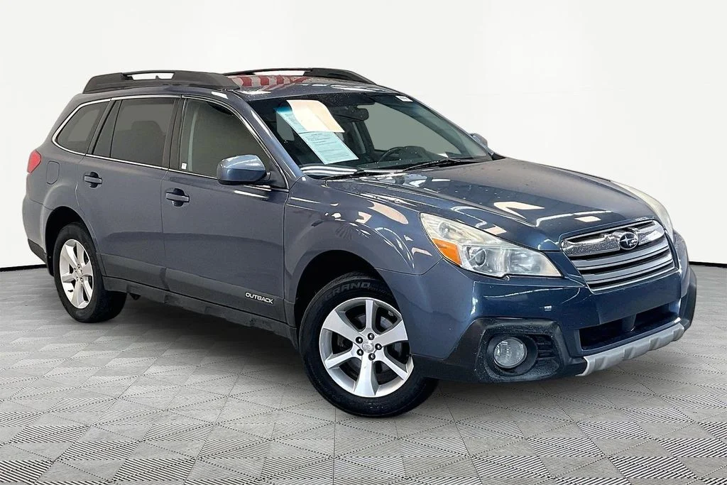 Used 2014 Twilight Blue Subaru 2.5i image 3
