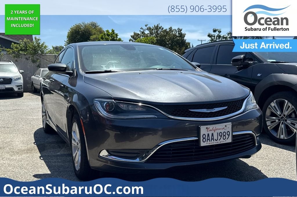 Used 2016 Gray Chrysler Limited image 1