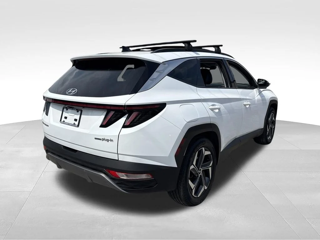 Used 2023 White Hyundai Limited image 11