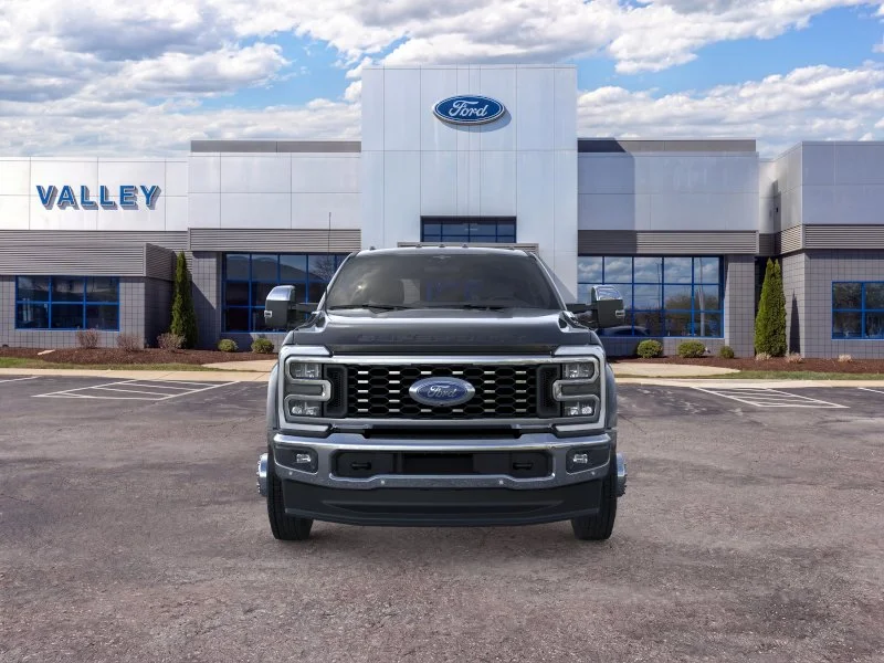 New 2026 Agate Black Metallic Ford F-450® Lariat® image 82