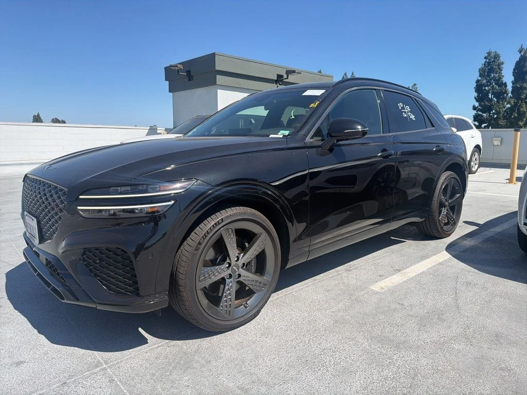 2023 Genesis GV70 2.5T Standard AWD's photo