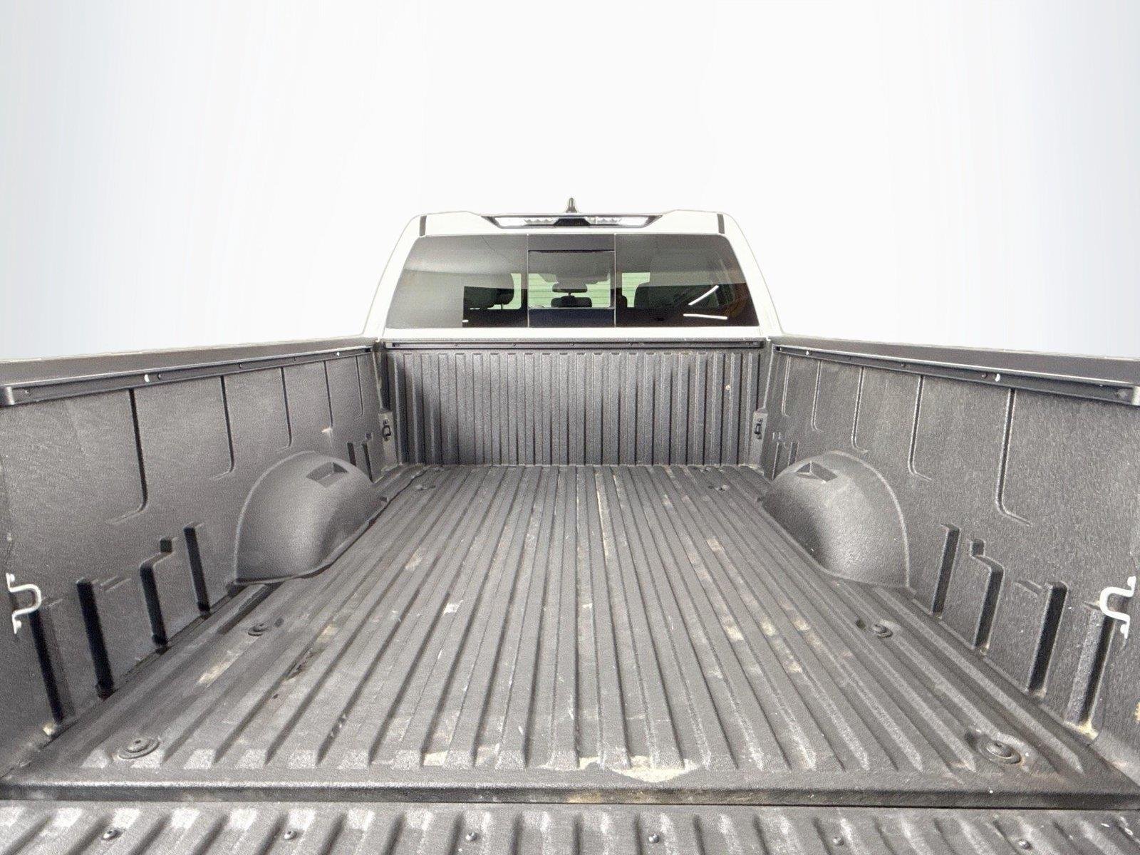 Used 2024 Ice Cap Toyota SR5 image 37