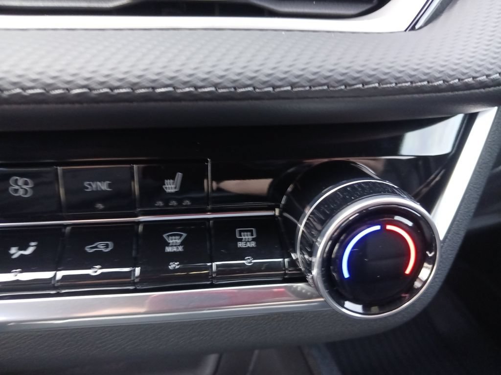 New 2026 Mosaic Black Metallic Chevrolet LT image 25