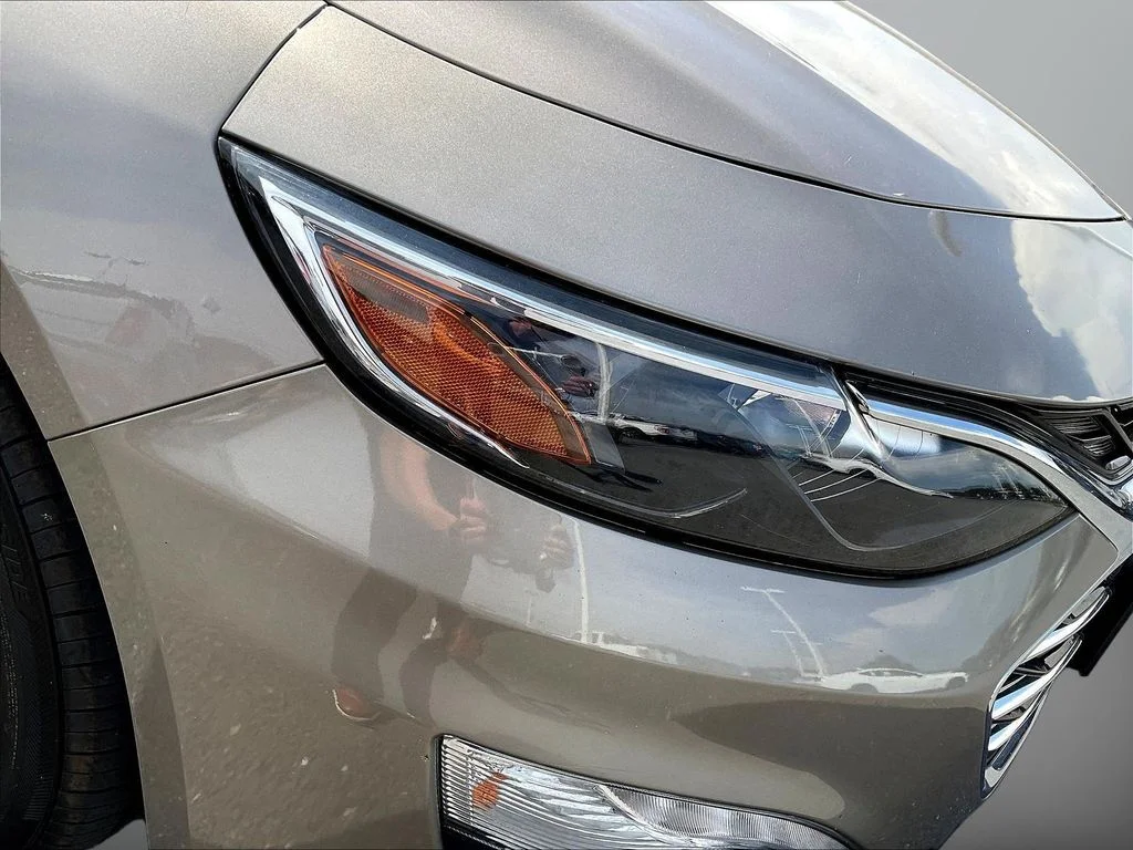 Certified Used 2023 Mineral Gray Metallic Chevrolet LT image 35