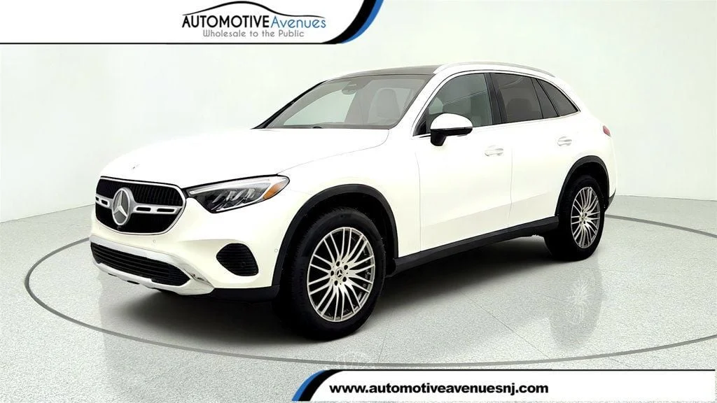 Used 2025 Polar White Mercedes-Benz GLC 300 4MATIC® SUV w/ Panorama Sunroof & 19