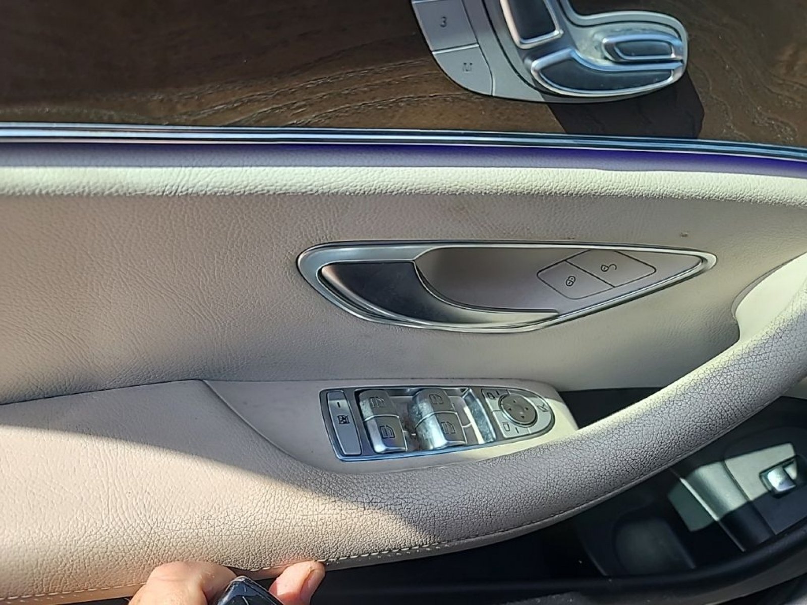 Used 2020 Black Mercedes-Benz E 450 image 13