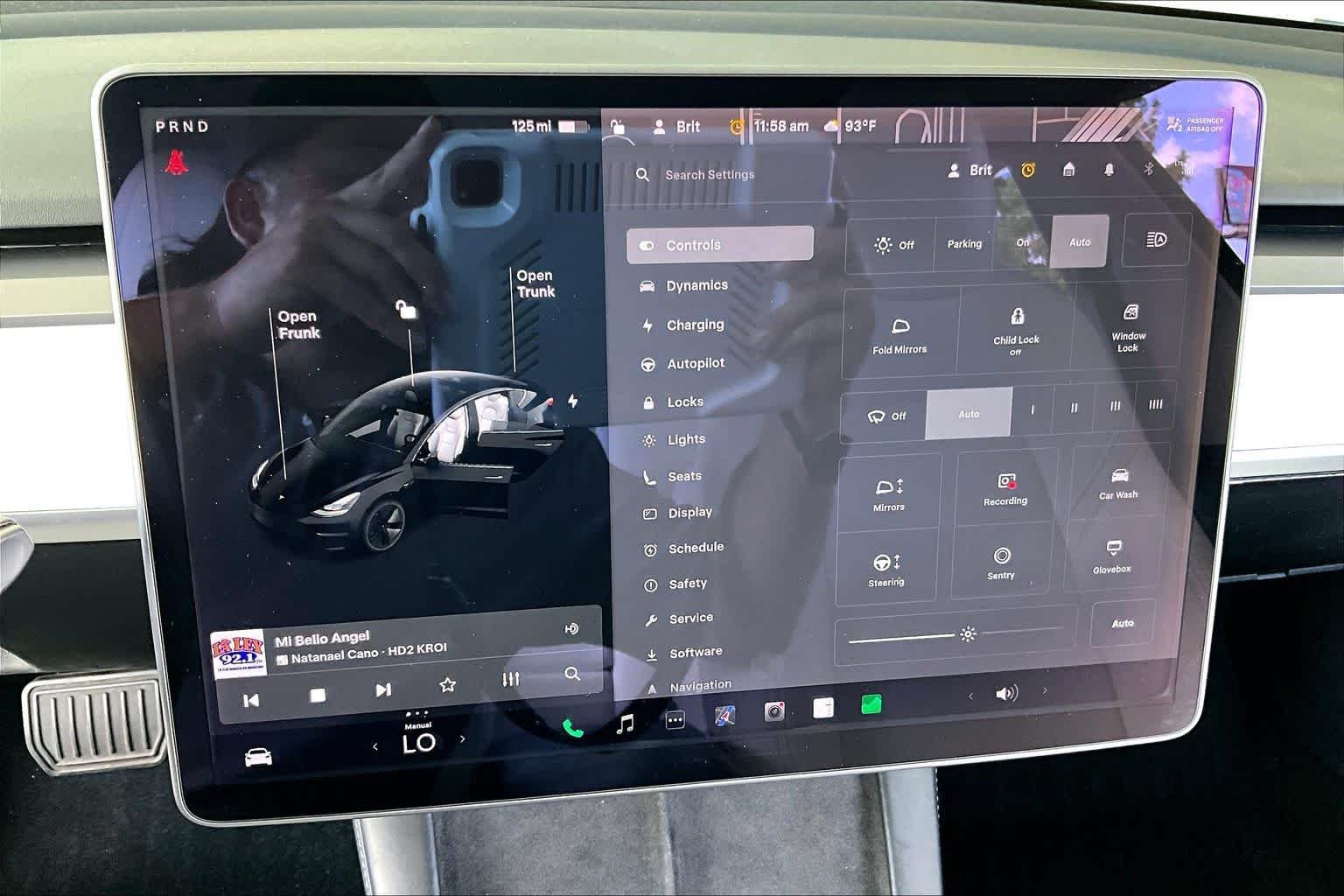Used 2021 Solid Black Tesla Standard Range Plus image 31