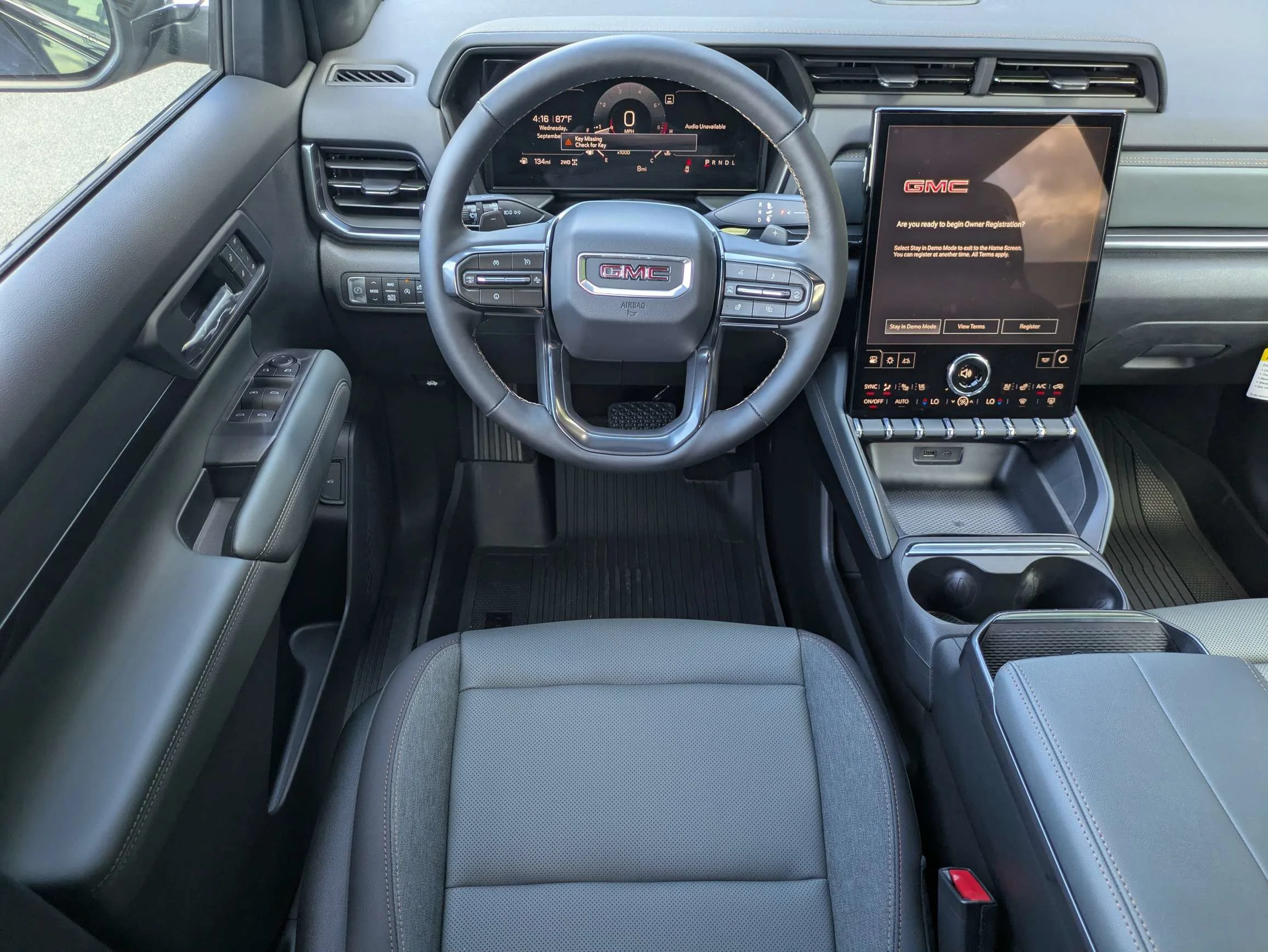 2026 GMC Terrain AT4 - Photo 17