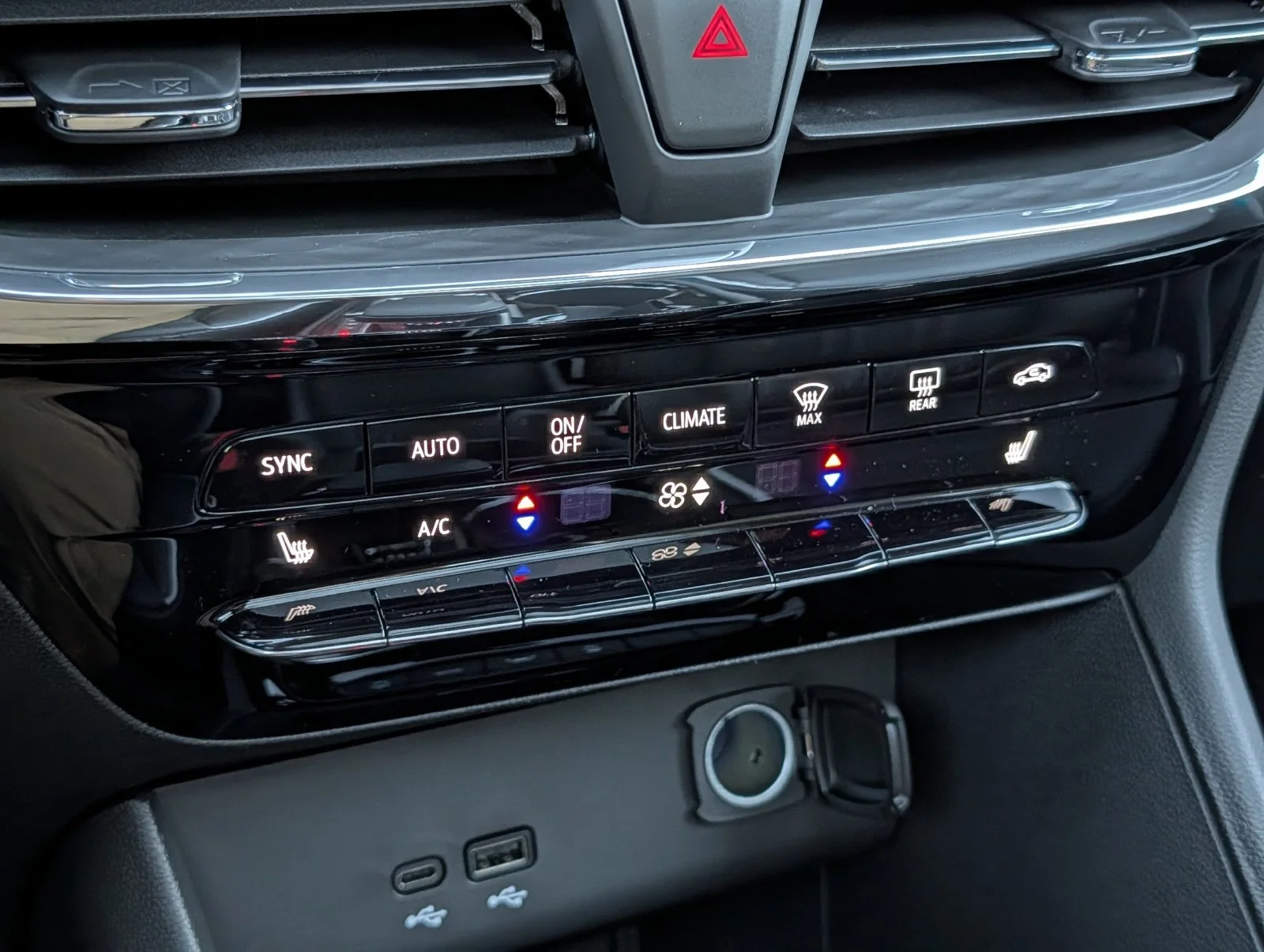 2026 Buick Encore GX Avenir - Photo 11