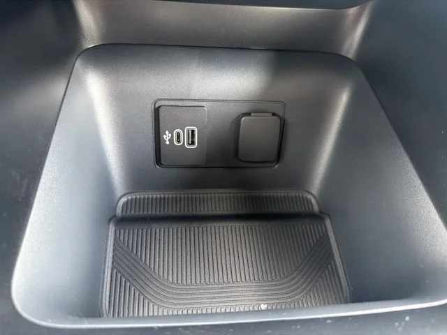 New 2026 Vapor Blue Metallic Ford Active image 43
