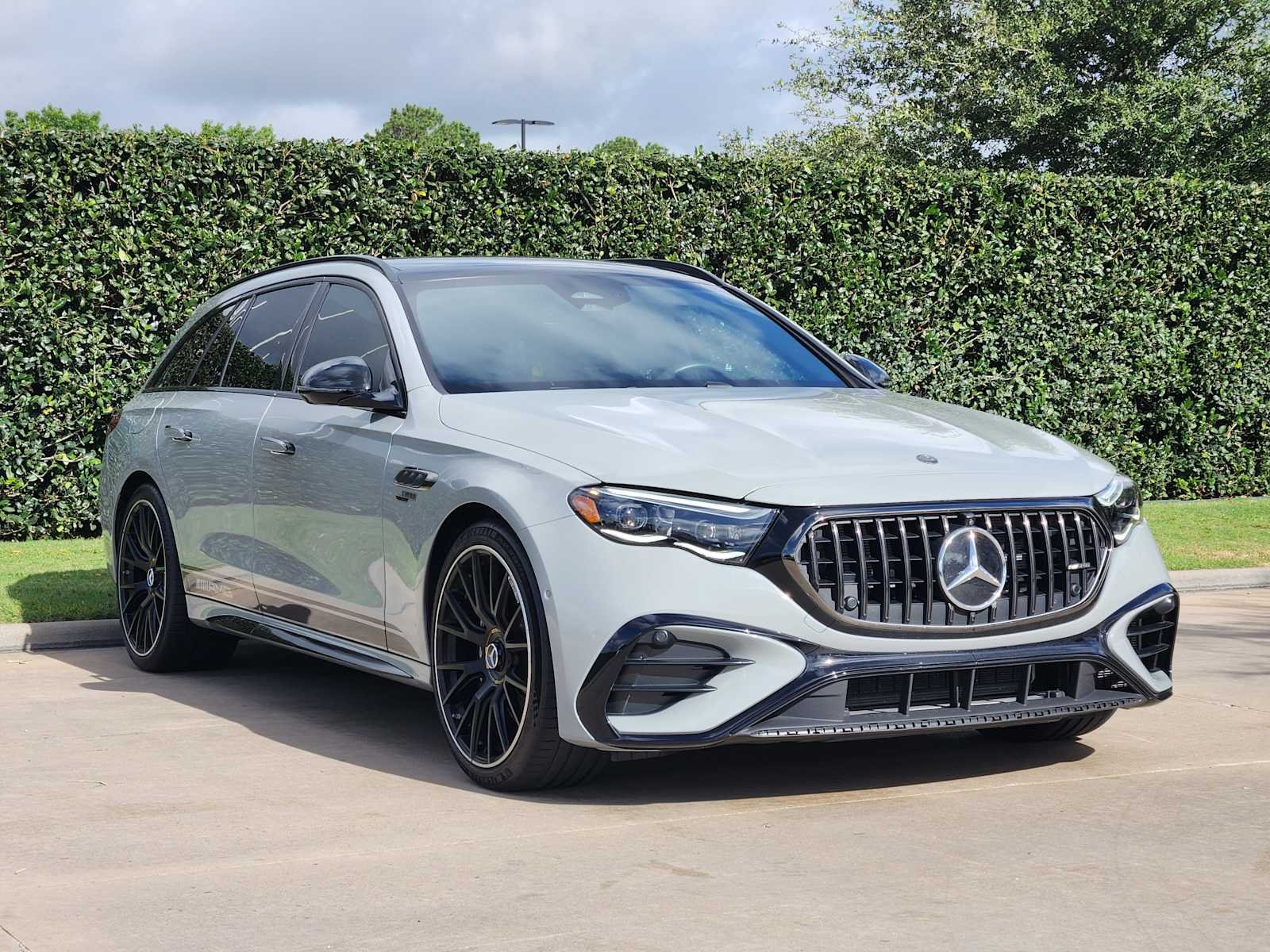 Certified Used 2026 MANUFAKTUR Alpine Grey Mercedes-Benz AMG® E 53 E image 3