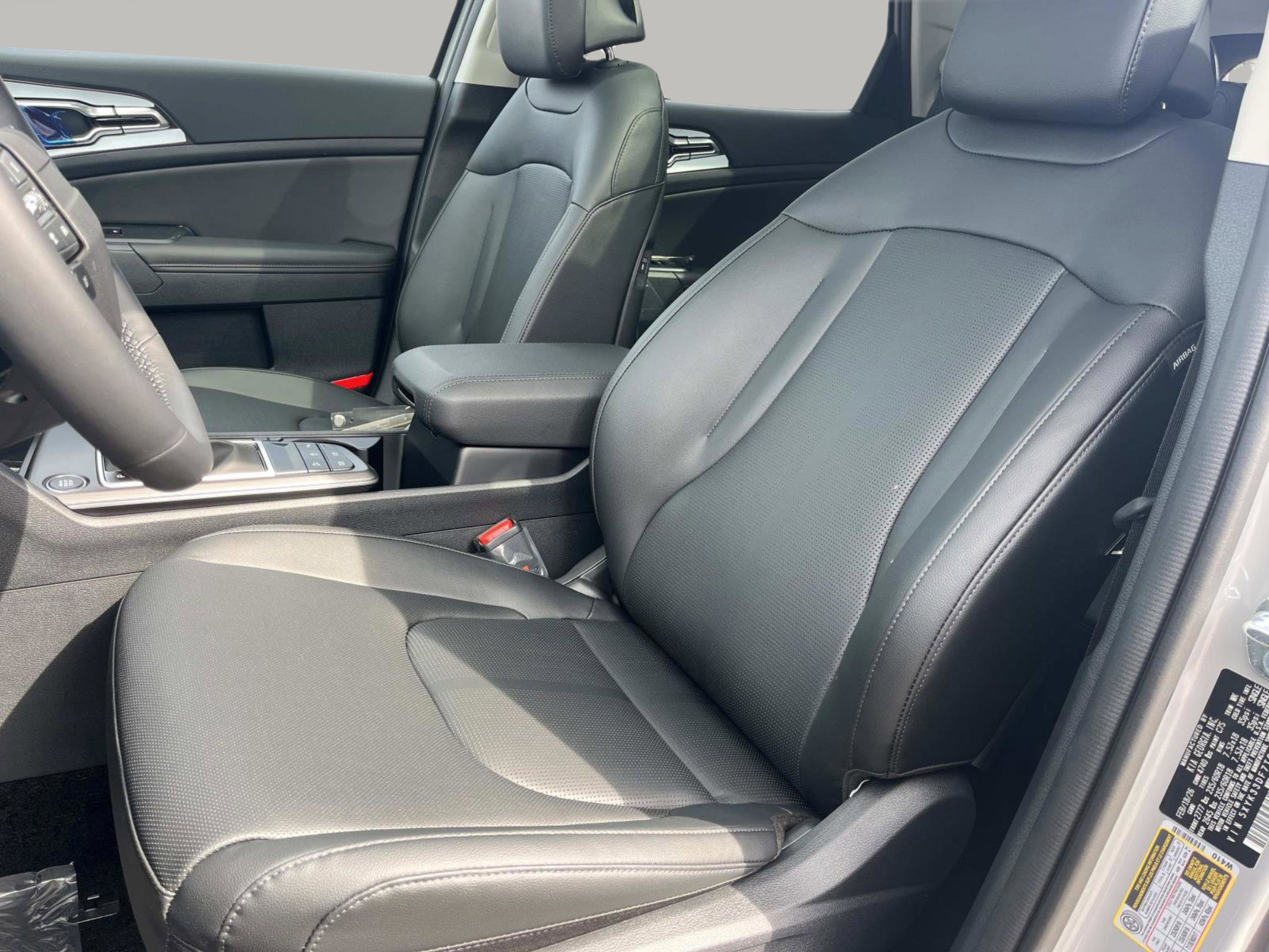 New 2026 Wolf Gray Kia EX image 26