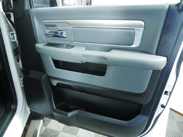 Used 2016 White Ram Big Horn image 14