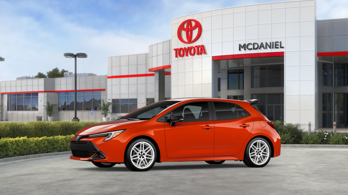 2026 Toyota Corolla Hatchback FX - Photo 34