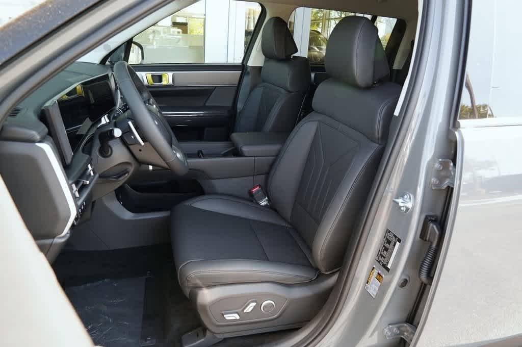 New 2026 Hampton Gray Hyundai SEL FWD image 8