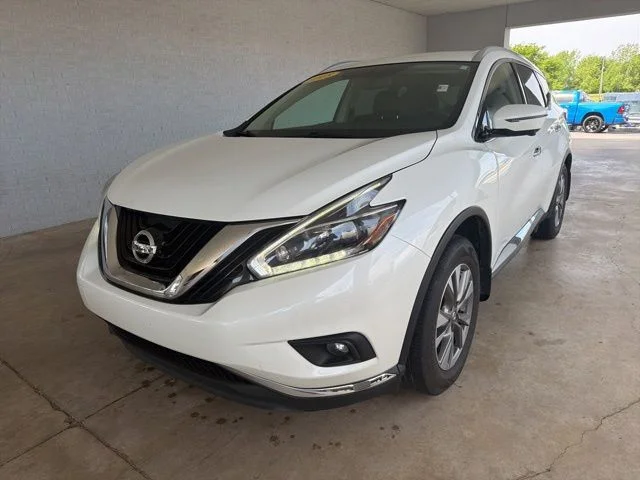 Used 2018 Nissan Murano SL with VIN 5N1AZ2MG9JN185596 for sale in Crawfordsville, IN