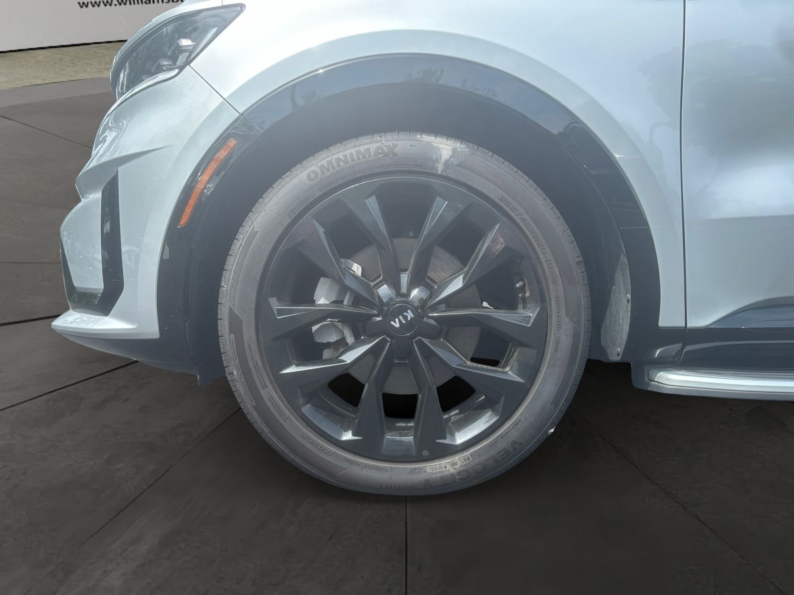 Used 2021 Silver Kia SX-Prestige image 14