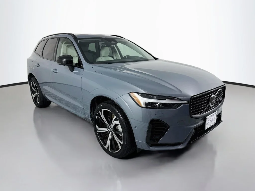 Certified Used 2024 Gray Metallic Volvo Ultimate image 7