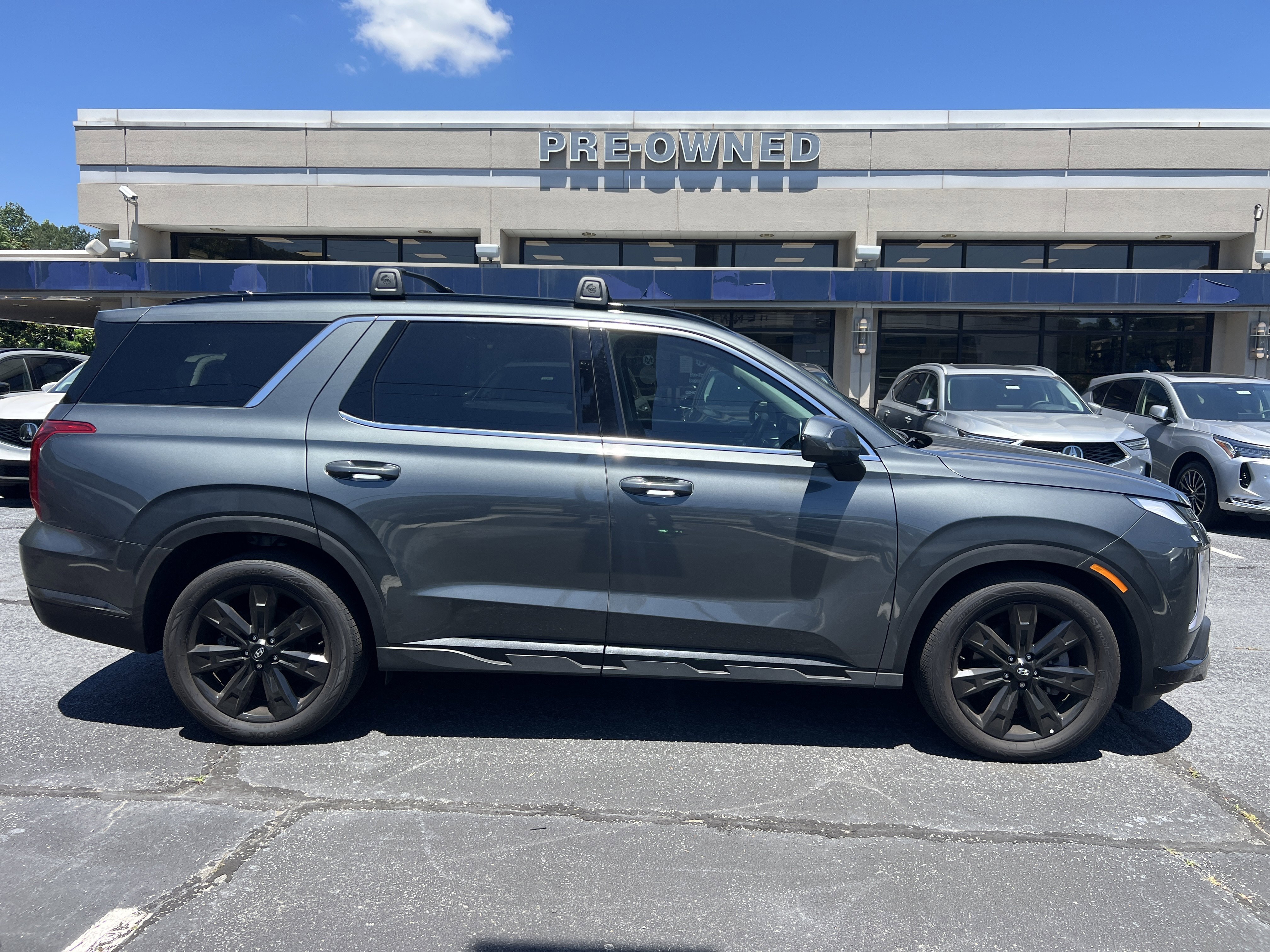Used 2024 Steel Graphite Hyundai XRT image 6