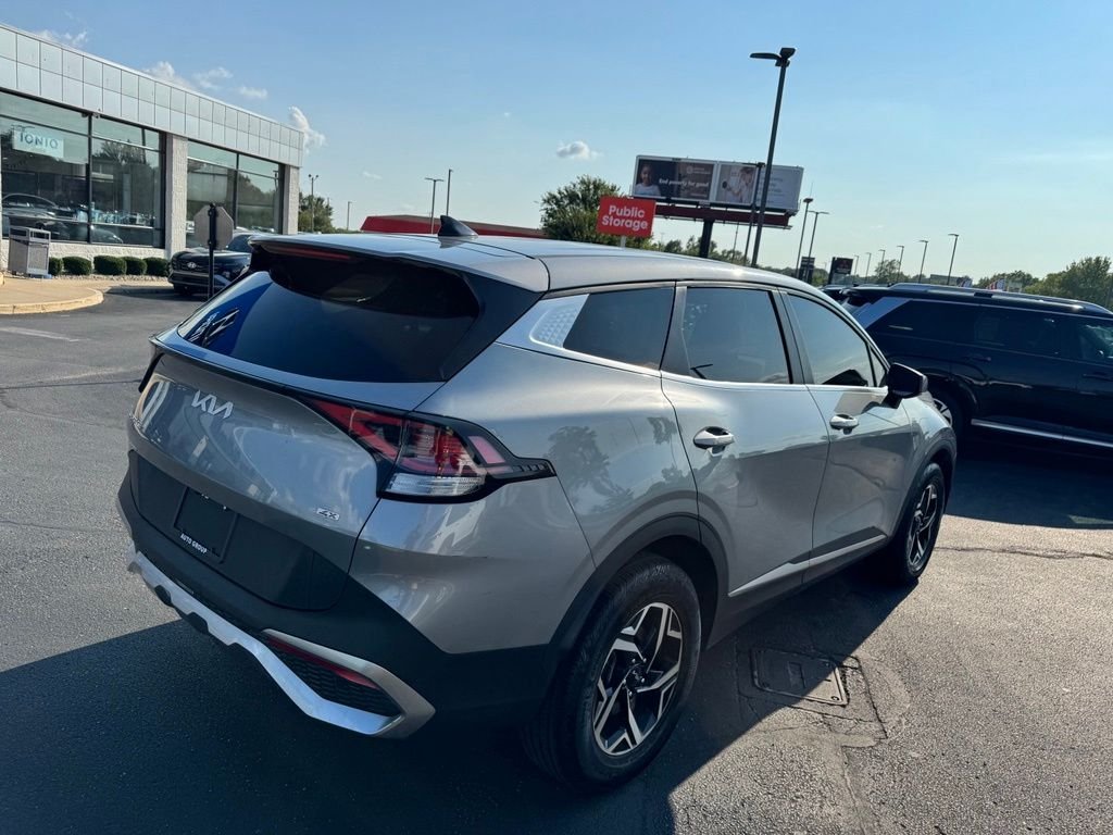 2023 Kia Sportage LX - Photo 7