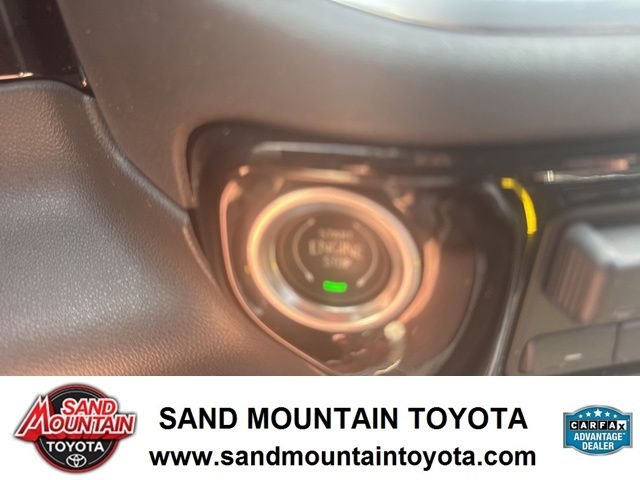 Used 2022  Chevrolet LT Trail Boss image 17