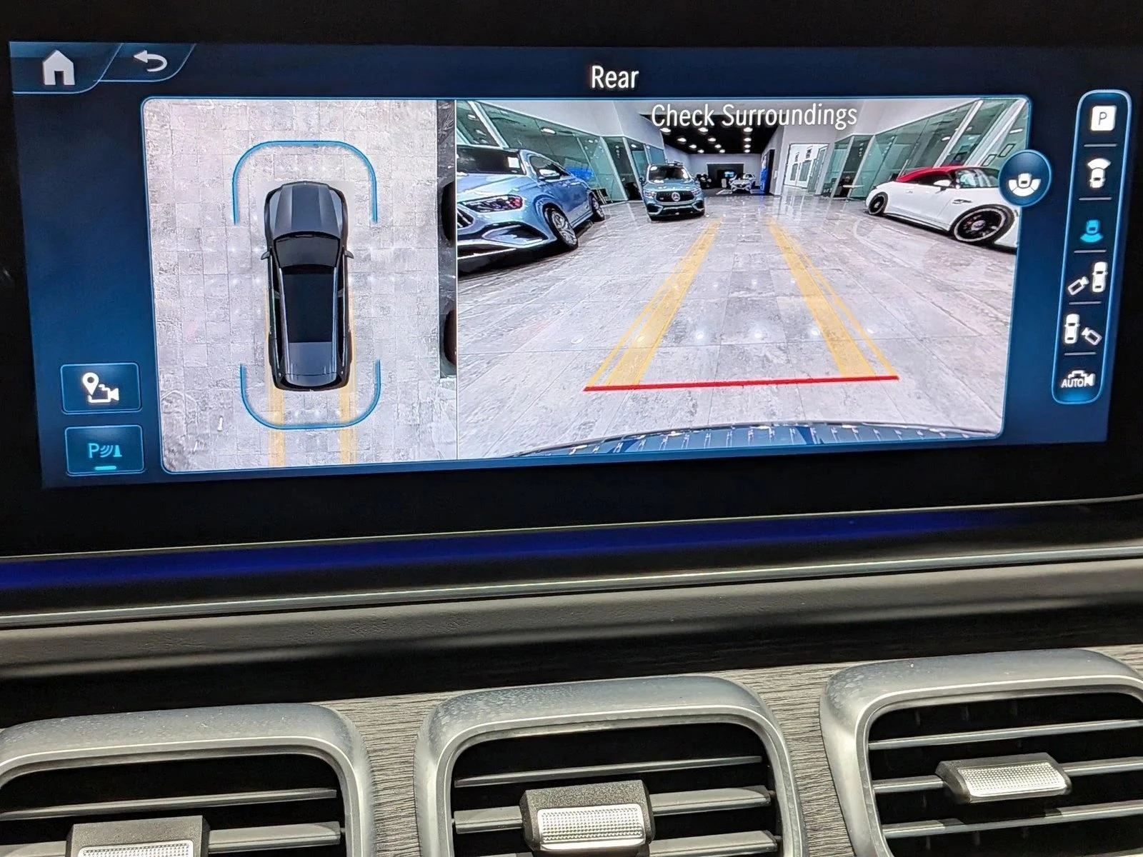 Used 2024 Obsidian Black Metallic Mercedes-Benz Maybach GLS 600 image 14