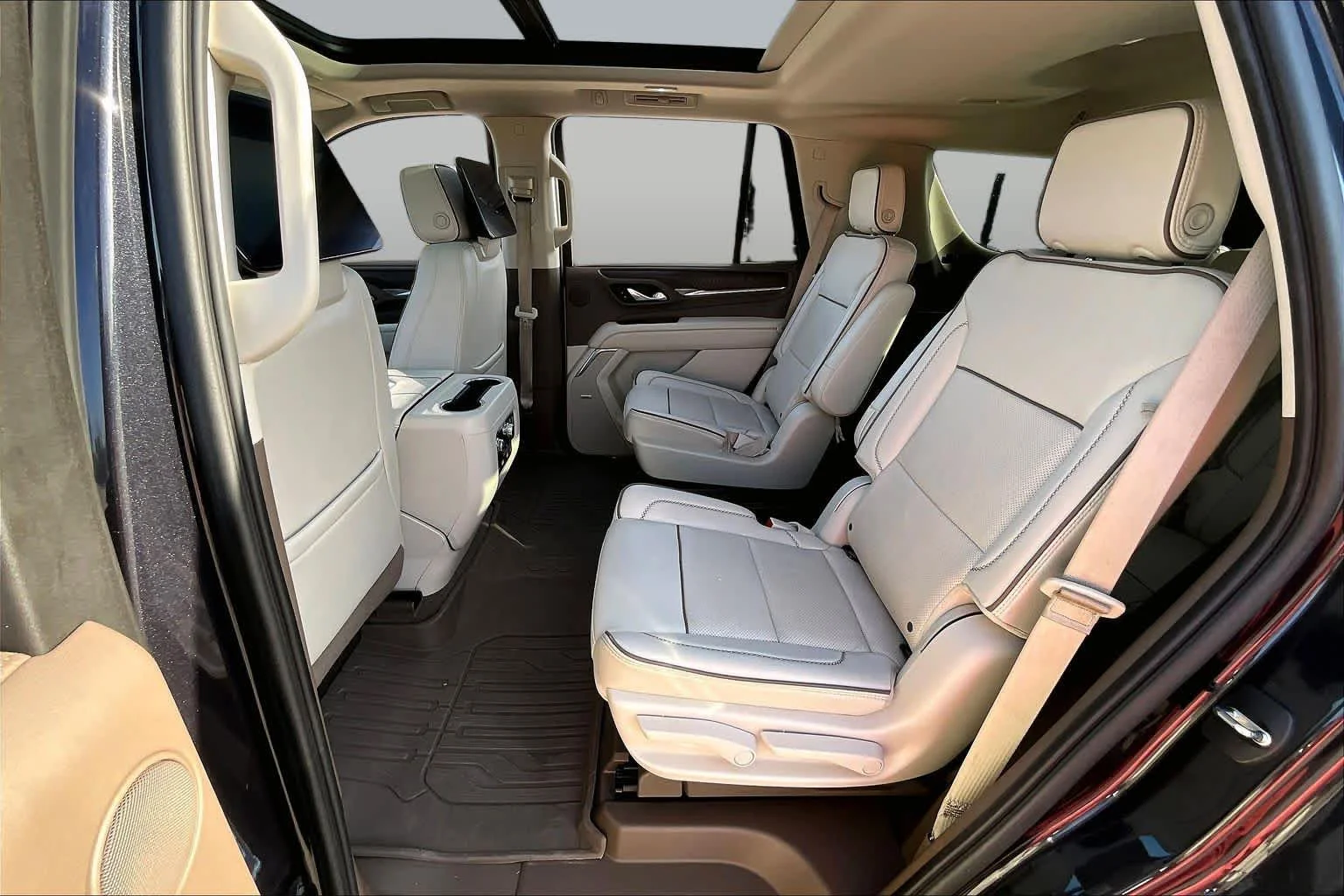 Used 2023 Titanium Rush Metallic GMC Denali image 19