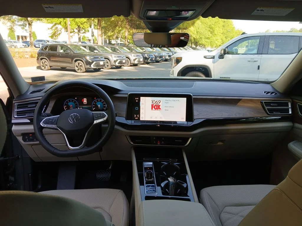 New 2026 Green Volkswagen SE w/Technology image 12