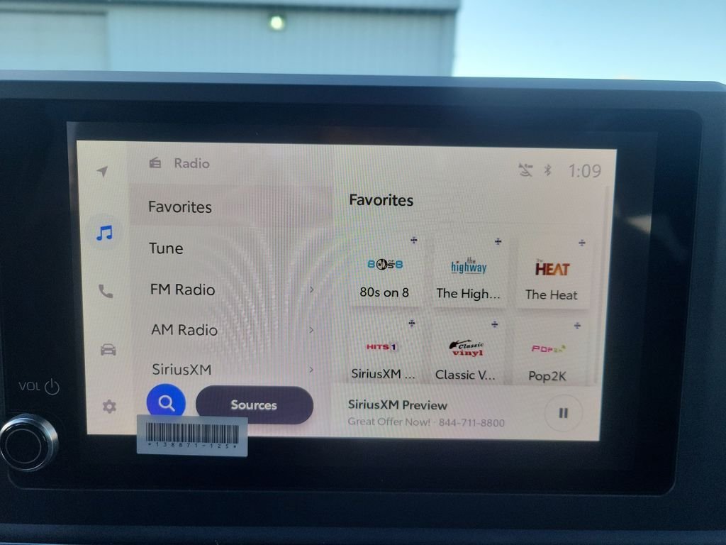 2025 Toyota Tacoma SR5 - Photo 20