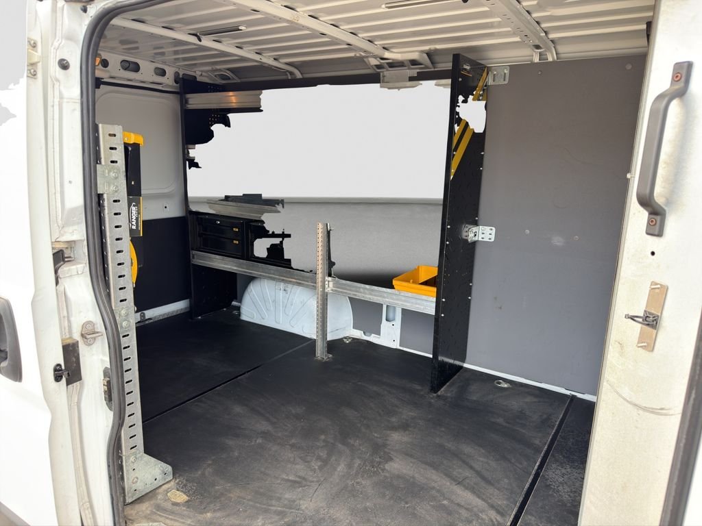 Used 2023 White Ram Base image 18