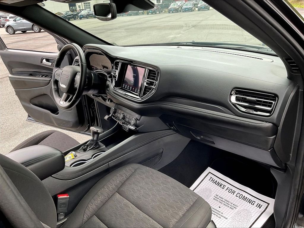 Used 2023 DB Black Crystal Clearcoat Dodge SXT image 14
