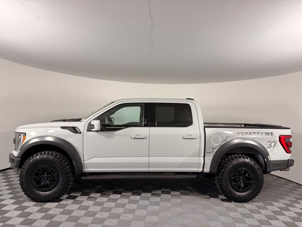 Used 2023 White Ford Raptor image 3