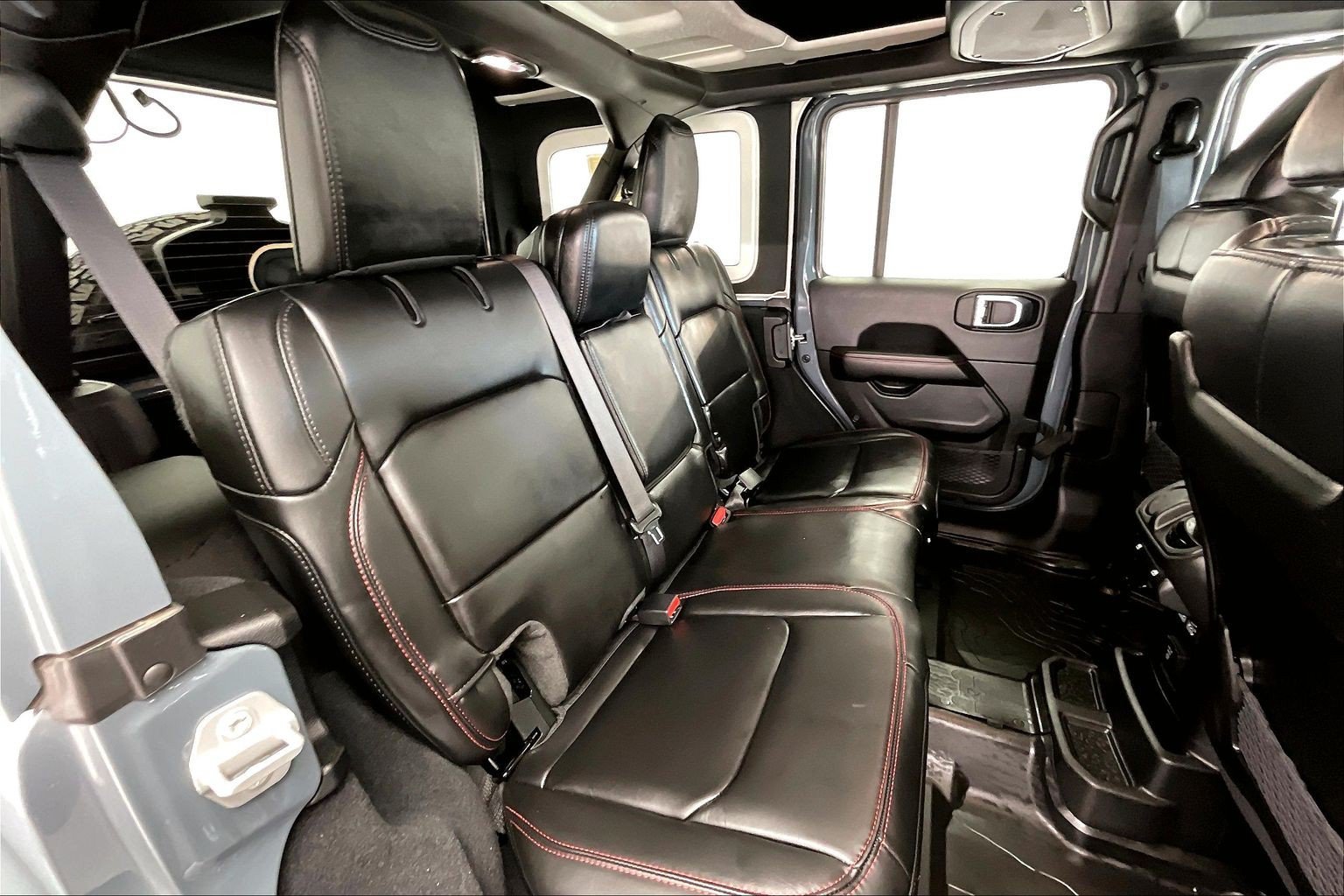 Used 2026 Anvil Clearcoat Jeep Rubicon X image 18