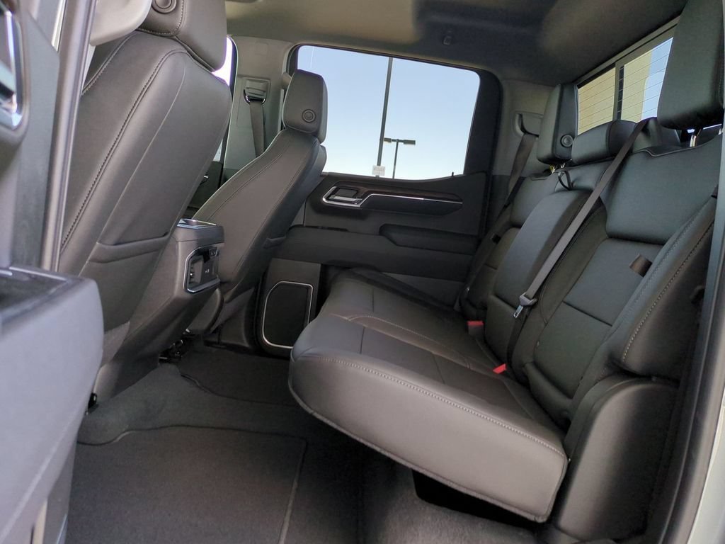2026 GMC Sierra 1500 SLT - Photo 26
