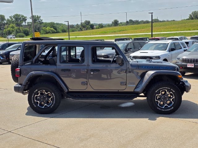 Certified Used 2022 Granite Crystal Metallic Clearcoat Jeep Unlimited Rubicon image 8