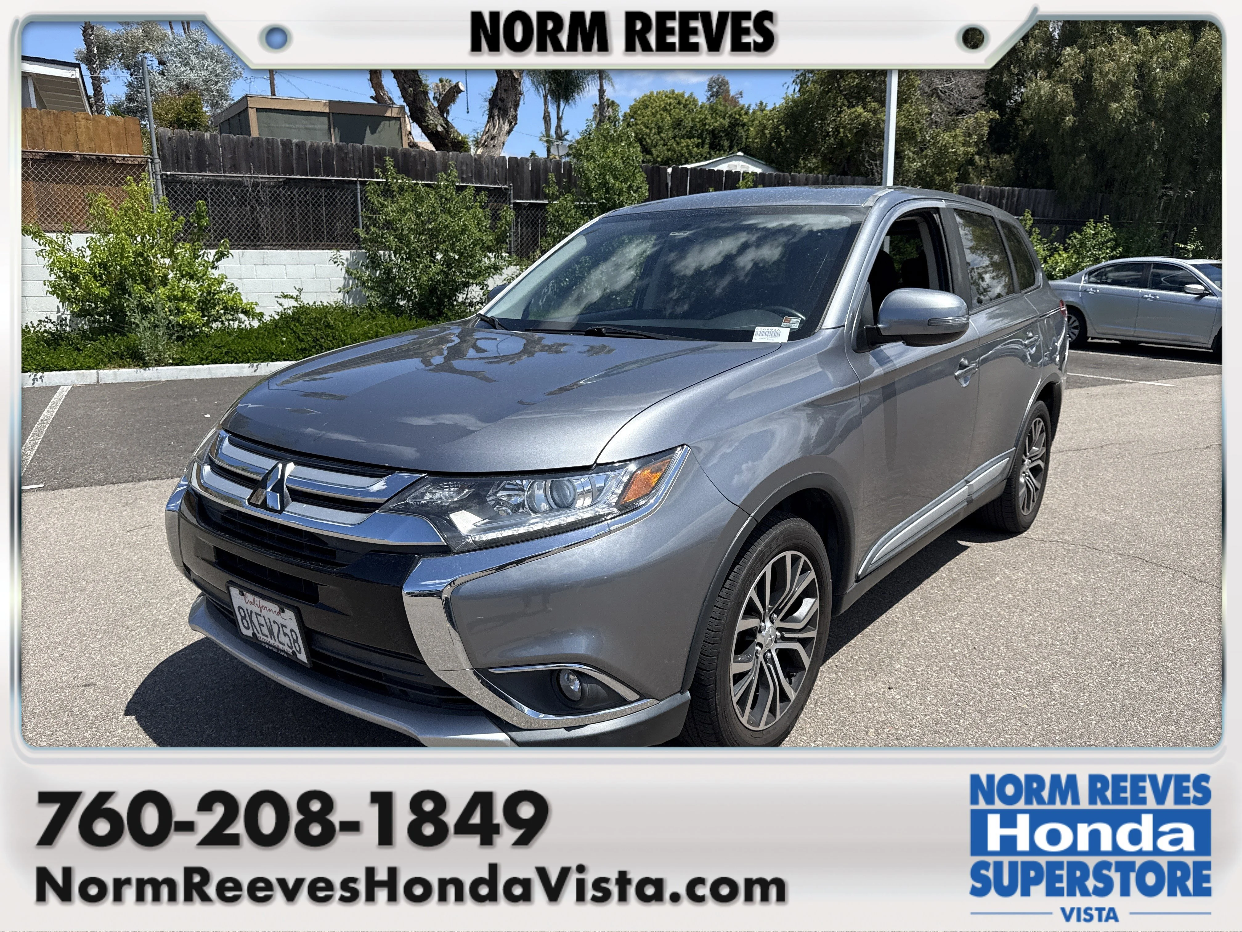 2017 Mitsubishi Outlander SE FWD's photo