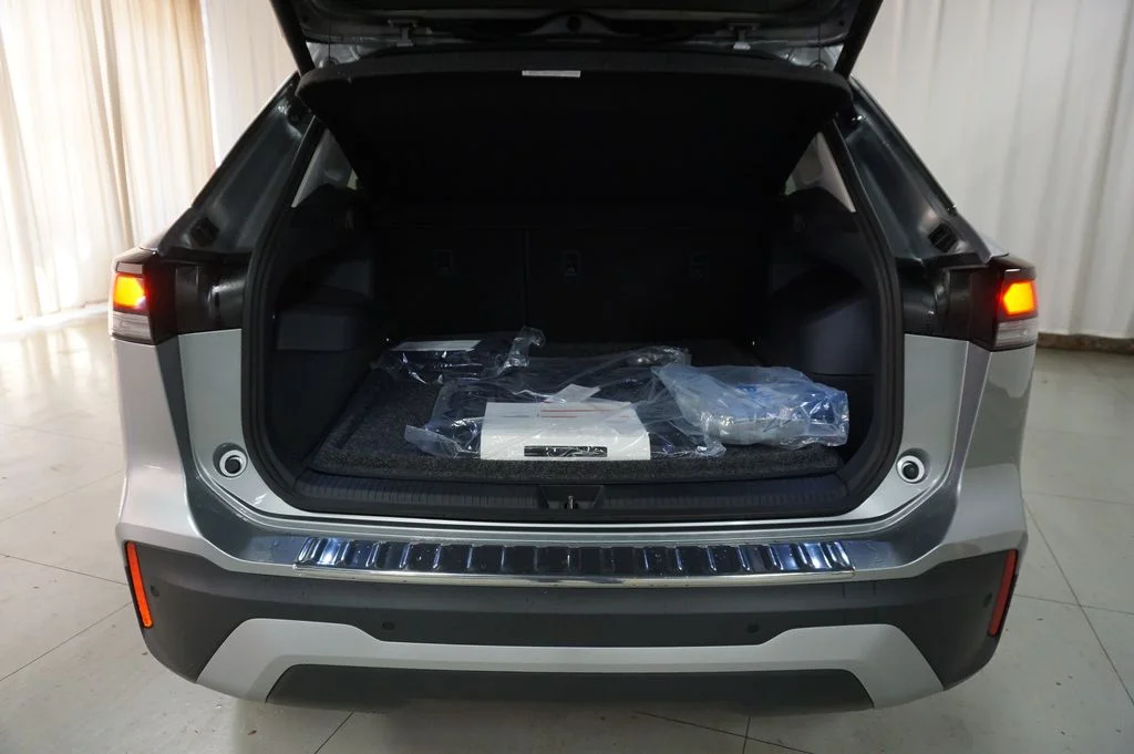 New 2026 Pyrite Silver Metallic Volkswagen 2.0T SE image 26