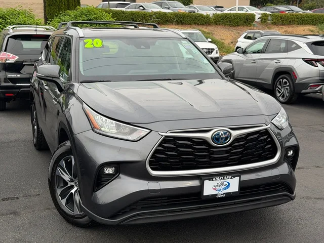 2020 Toyota Highlander Hybrid XLE