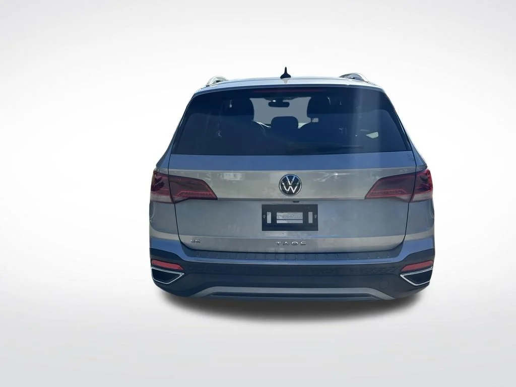 Used 2023 Pyrite Silver Metallic Volkswagen 1.5T SE image 7