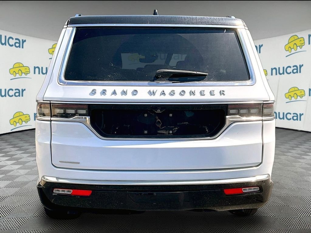 Used 2023 White Jeep Base image 6