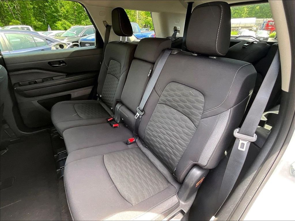 Used 2024 Silver Nissan SV image 25